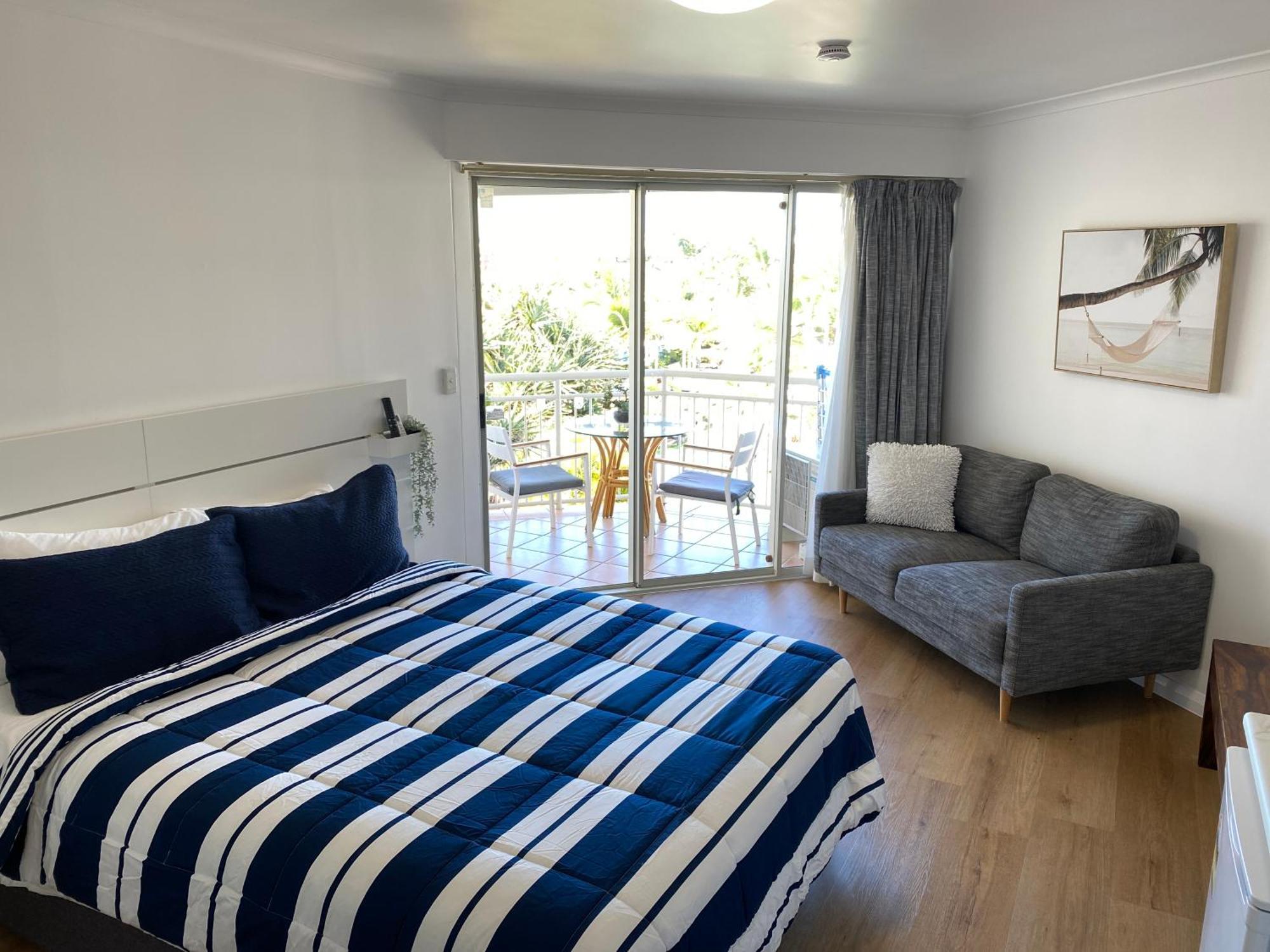 Resort Queen Studio At Alex Beach Resort Александра Хедленд Екстериор снимка
