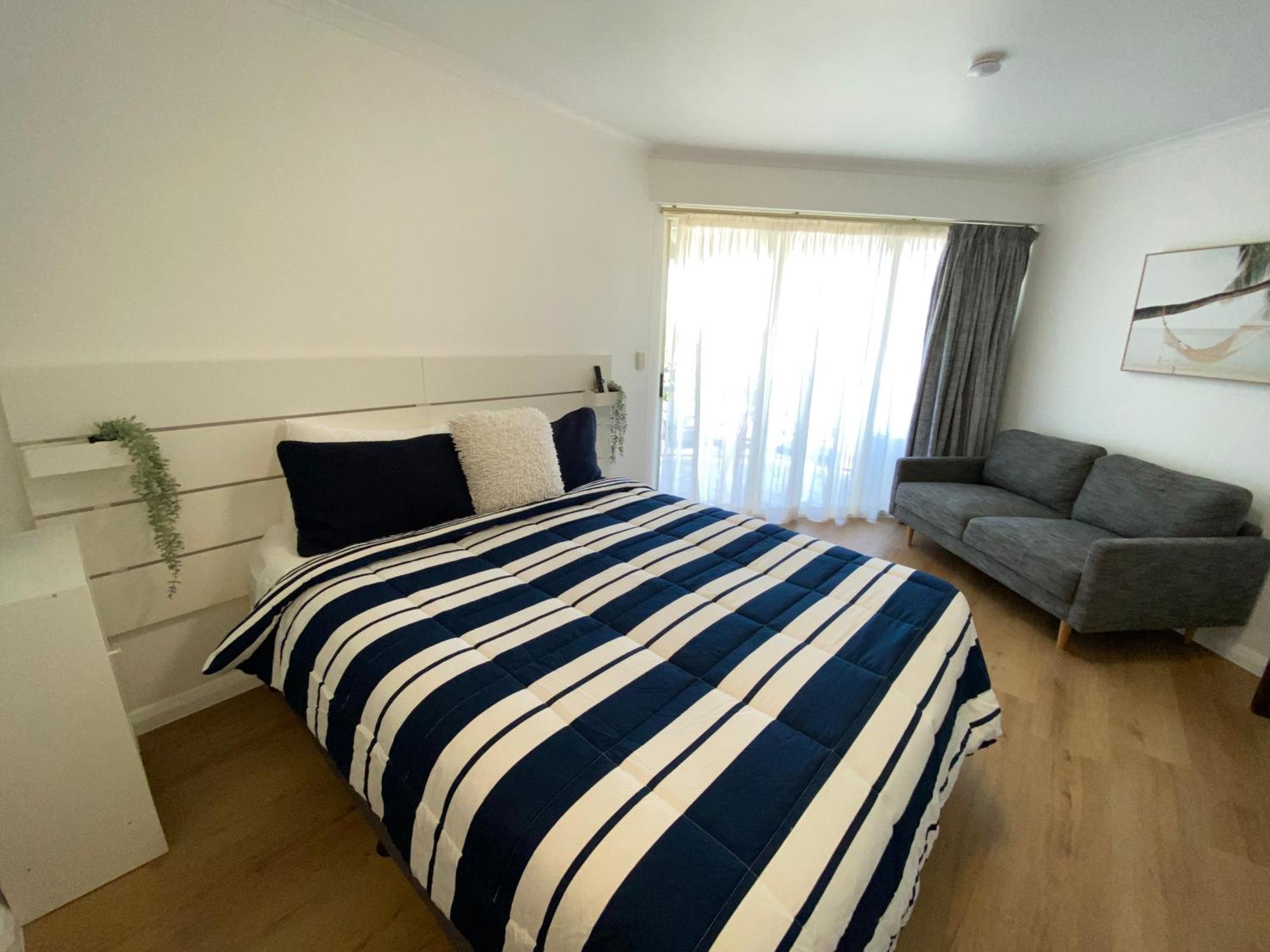 Resort Queen Studio At Alex Beach Resort Александра Хедленд Екстериор снимка